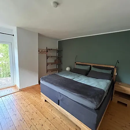 度假居 Am Schloss Malberg